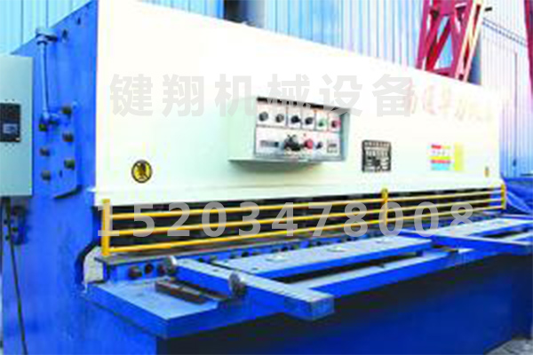 QC12Y-10×2500液壓擺式剪板機(jī)